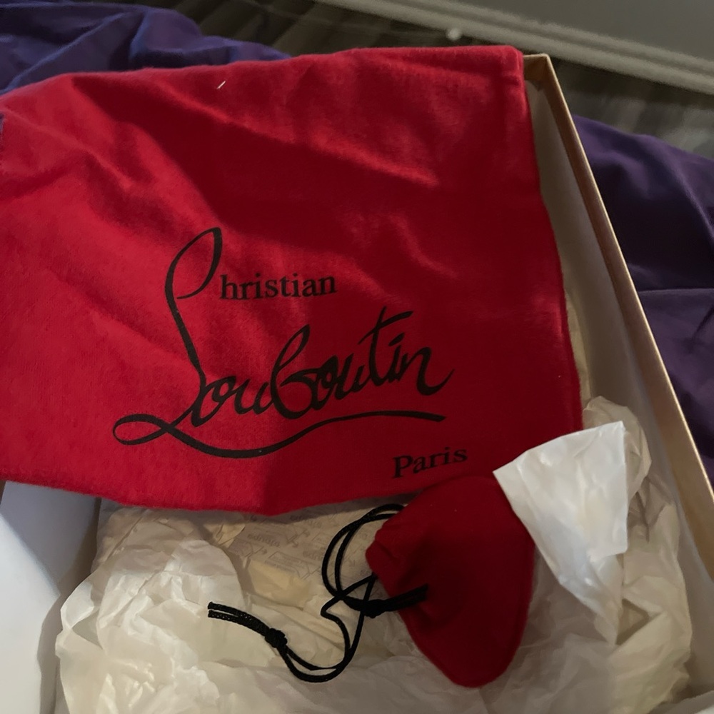 Christian Louboutin Red Dust Bag with Logo - Picture 2 of 6